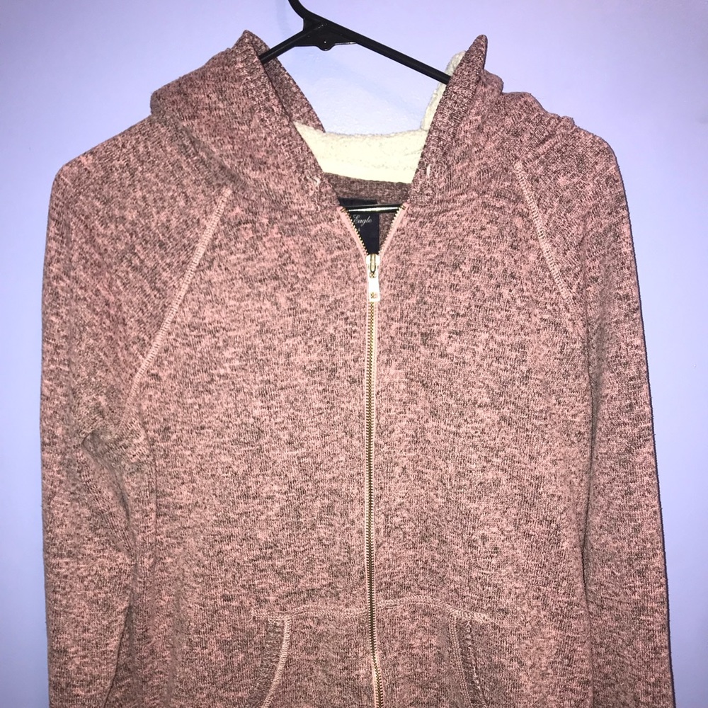 American Eagle XL hoodie fits like medium